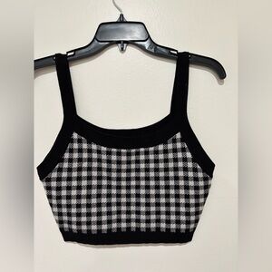 Forever 21 Black and White top size medium
